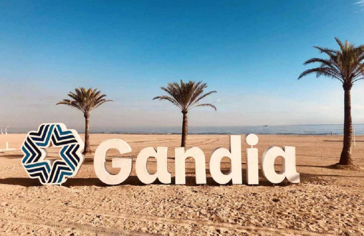 Edificio Vesta En Playa De Gandia Lägenhet Exteriör bild